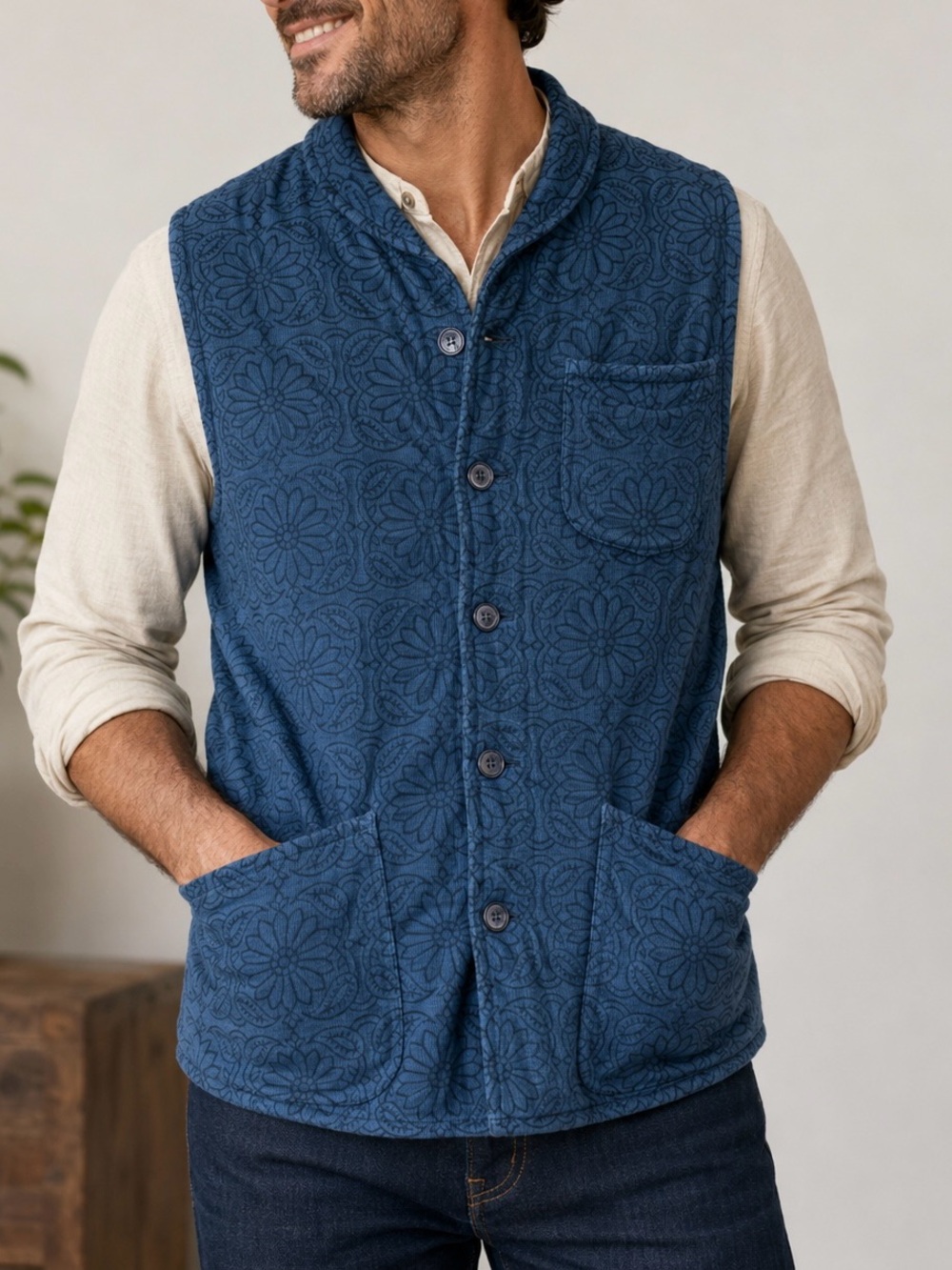 Kardo Leo Quilted Vest Blue Floral Men’s Size M Hand Stitched